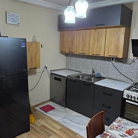 באטומי Apartment Zurabi מראה חיצוני תמונה